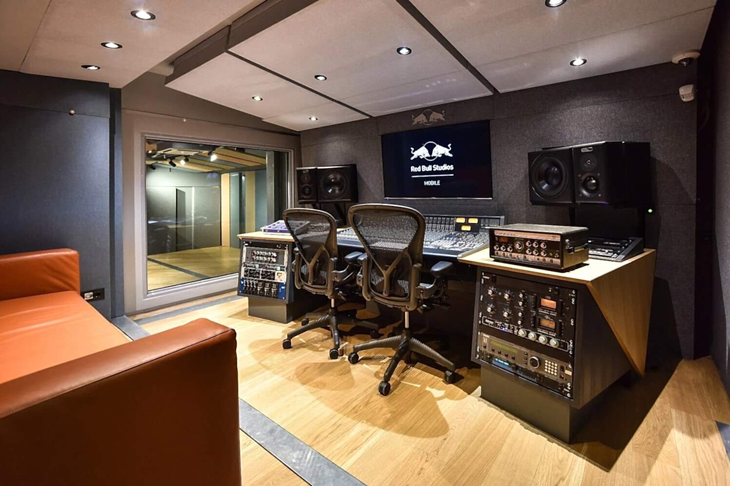 Reji Odası Ses Yalıtımı