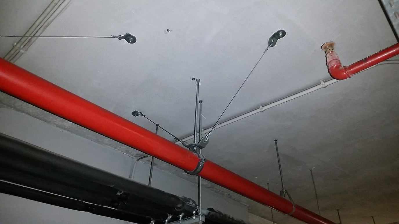 Yaylı İzolatörler